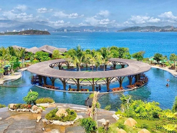 Thumbelina Zoom Image